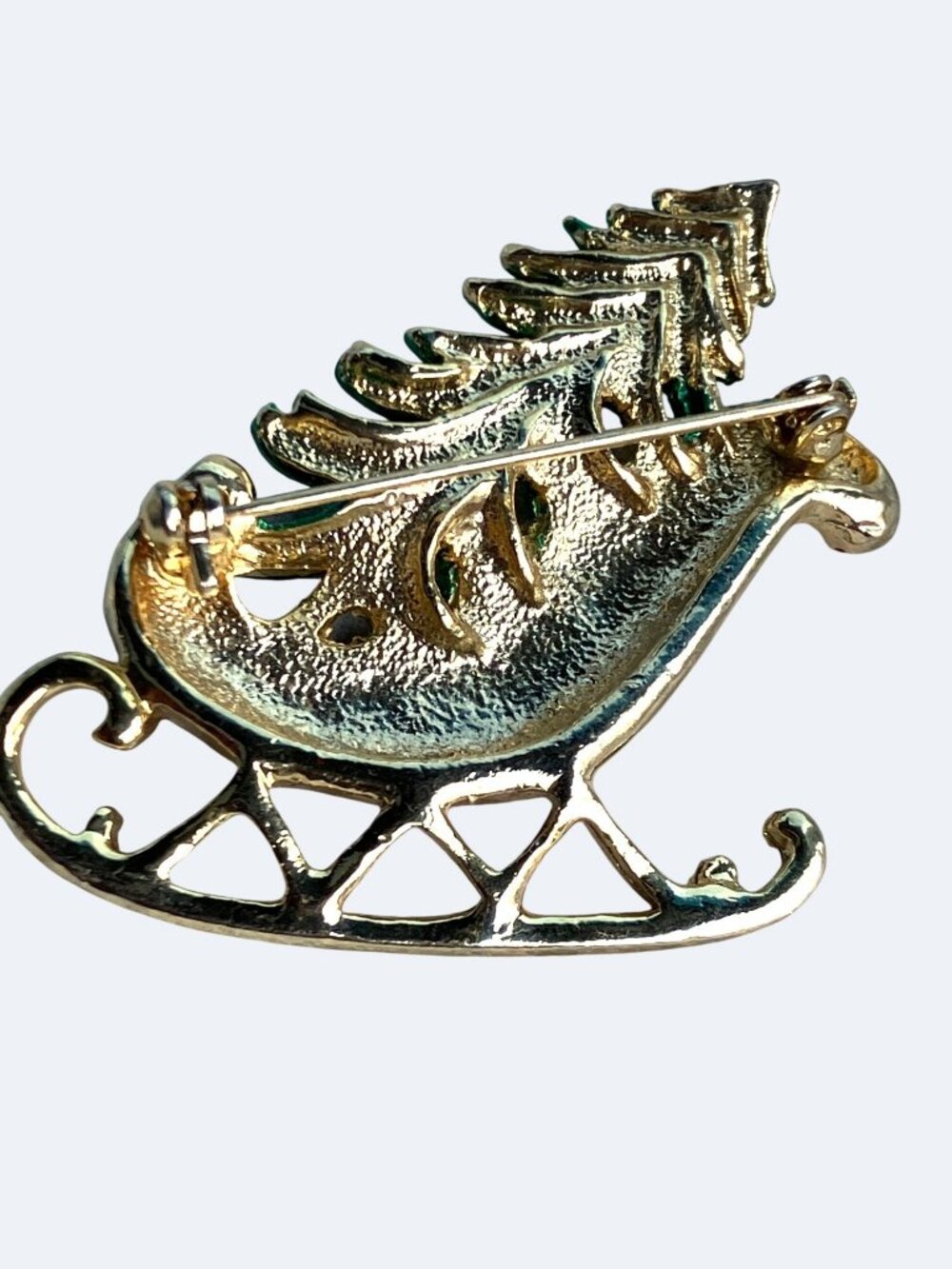 Christmas Sleigh Pin Brooch With Red Enamel Green Tree Design Christmas - Picture 8 of 11
